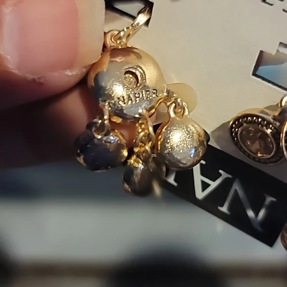 Napier EZ Comfort multicolor clip earrings. - Picture 5 of 6